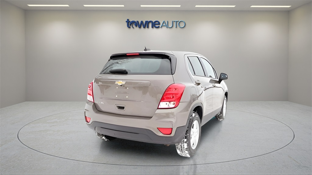 2020 Chevrolet Trax LS photo 6