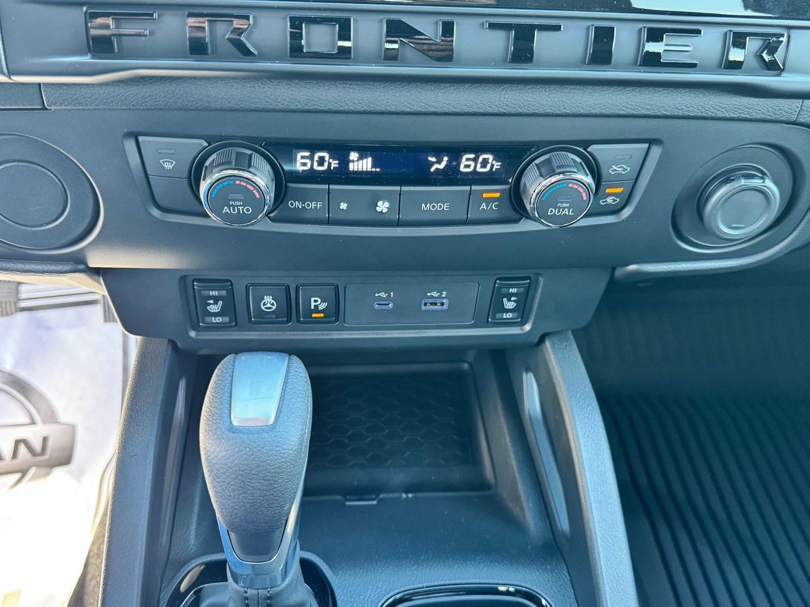 2026 Nissan Frontier SV photo 15