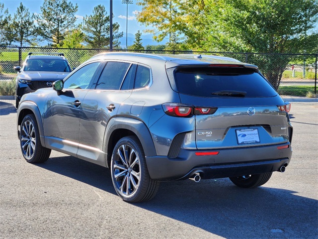 2025 Mazda CX-50 2.5 Premium Plus photo 3