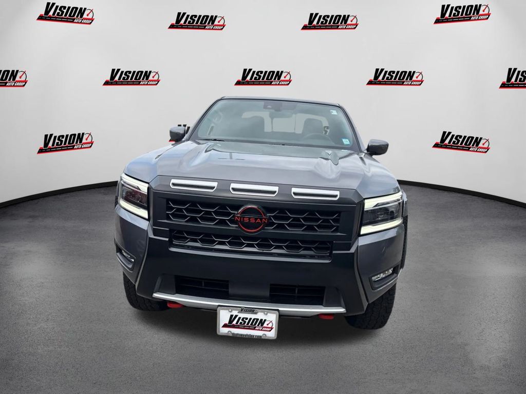2025 Nissan Frontier PRO-4X photo 2
