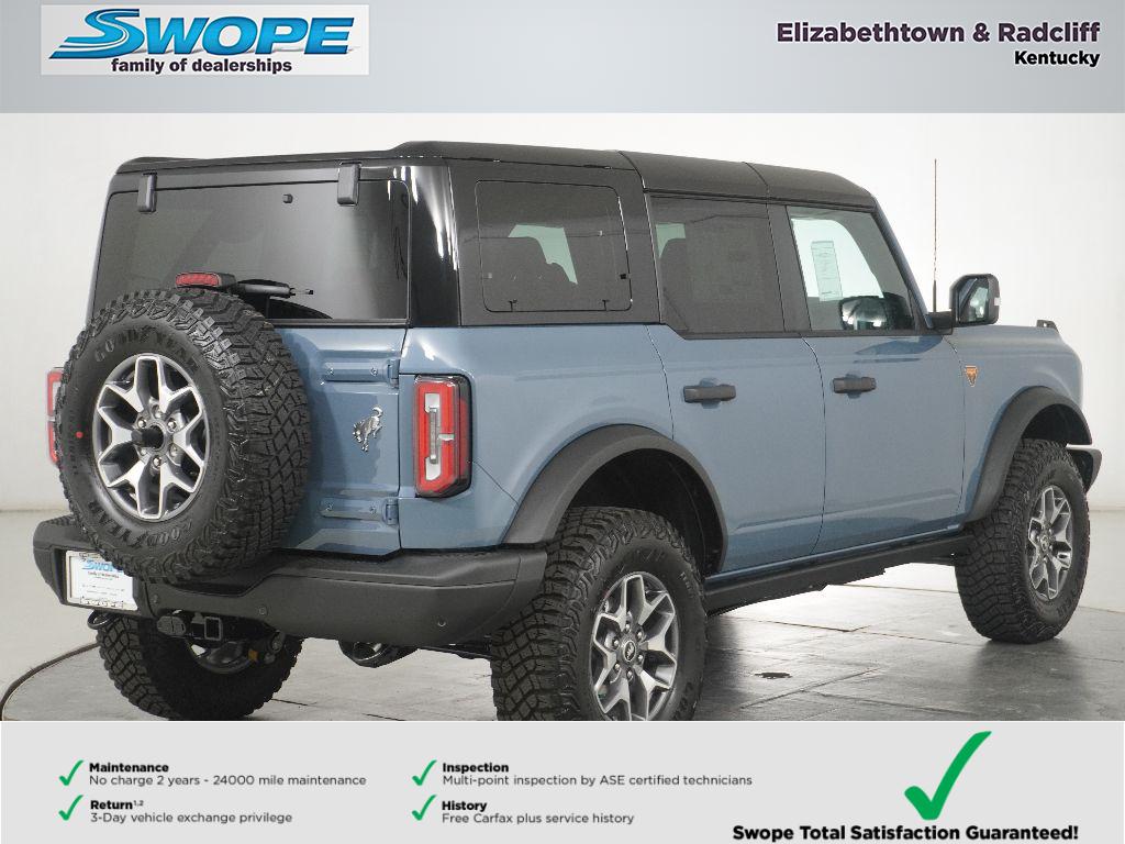 2025 Ford Bronco Badlands photo 3