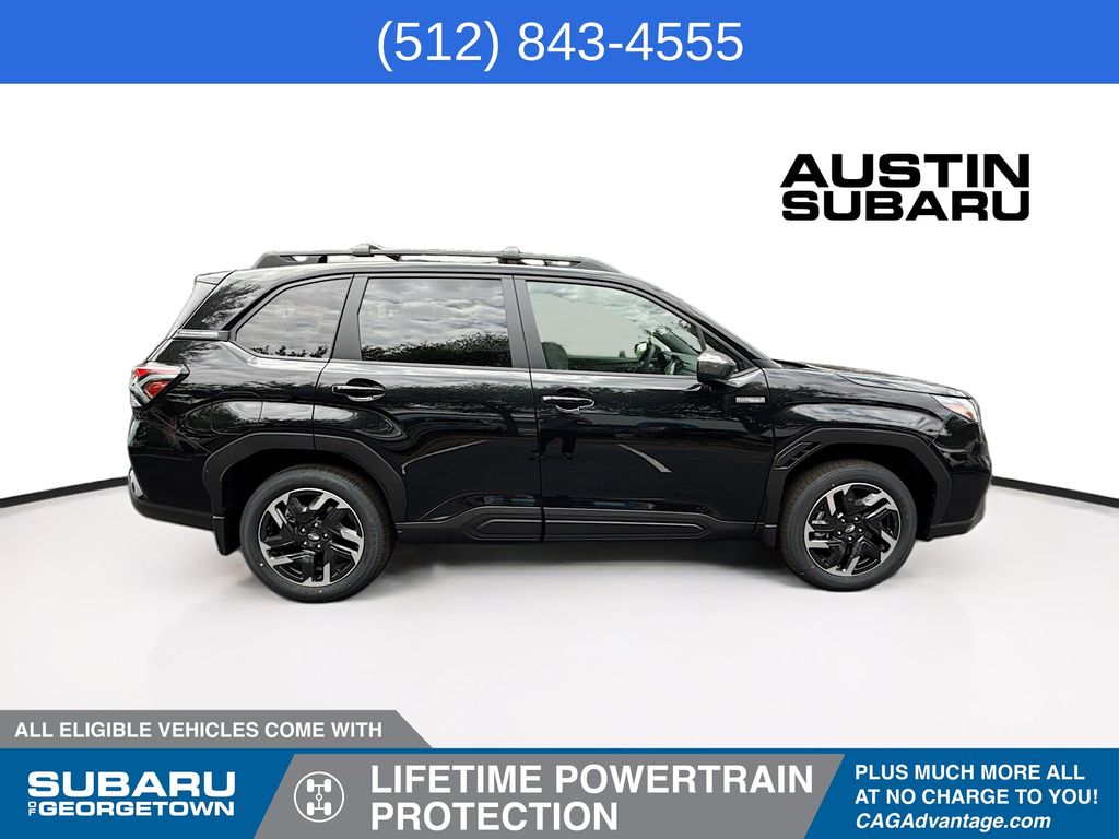 2025 Subaru Forester Premium photo 7