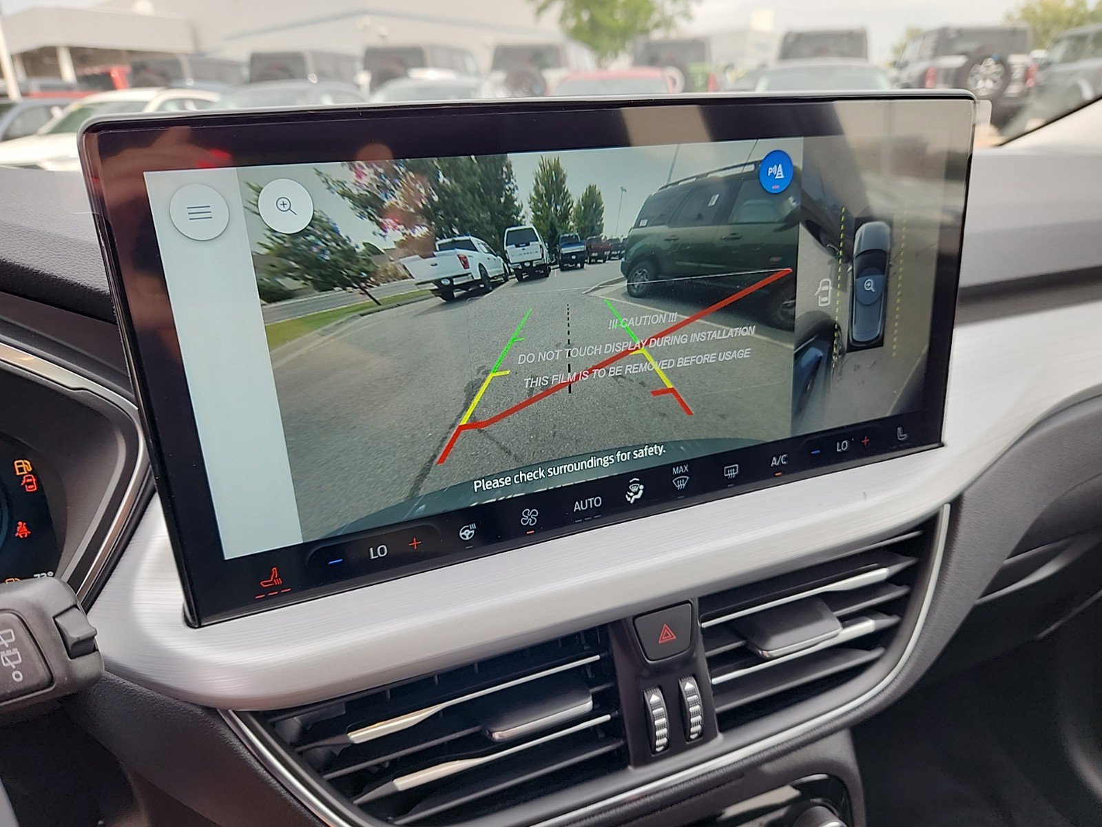 2024 Ford Escape Plug-In Hybrid photo 16