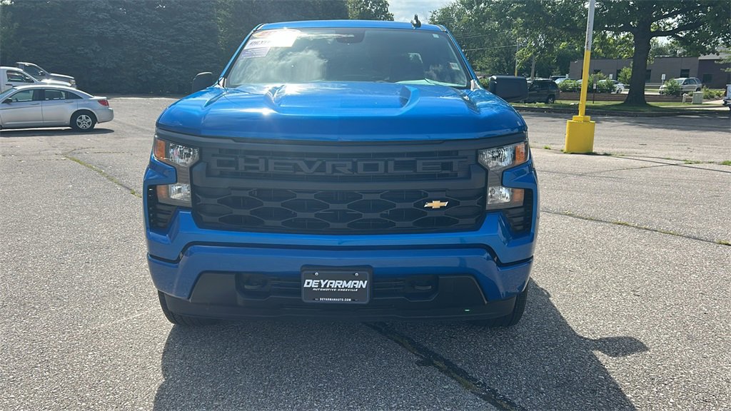 2024 Chevrolet Silverado 1500 Custom photo 10