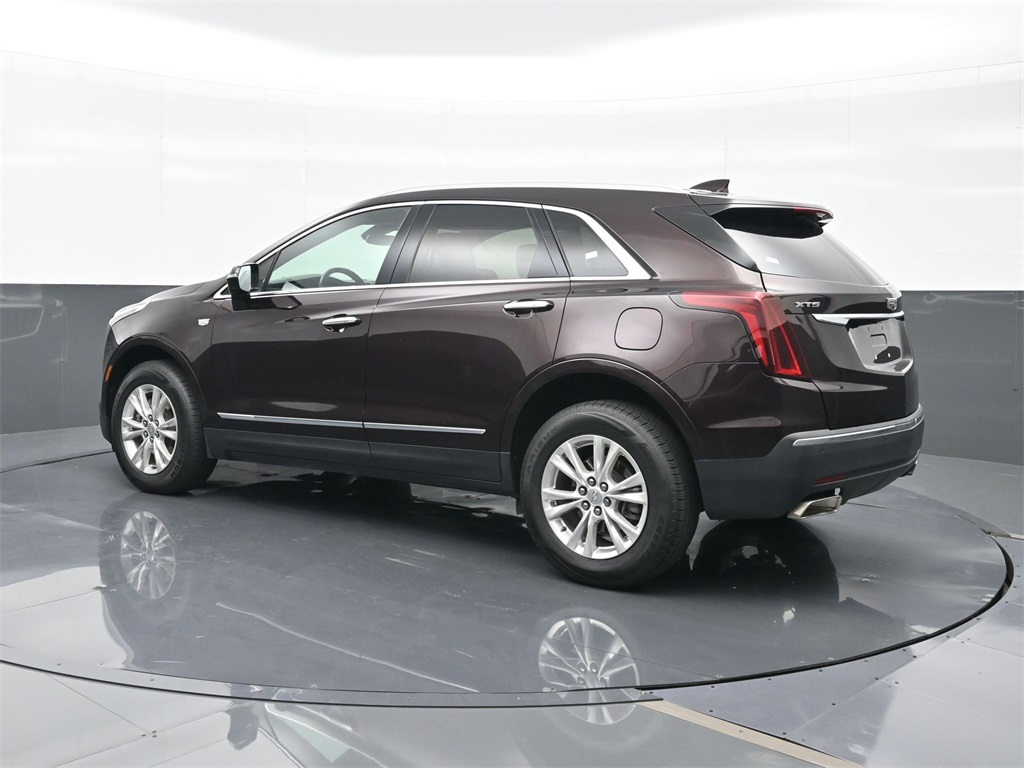 2021 Cadillac XT5 Luxury photo 2