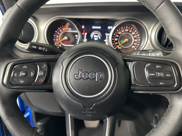 2023 Jeep Wrangler Willys photo 11