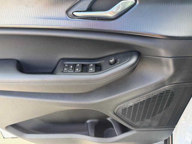 2025 Jeep Grand Cherokee Altitude photo 25