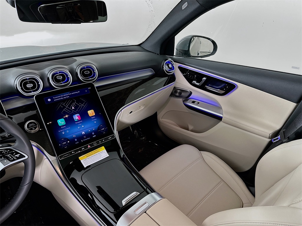 2026 Mercedes Benz GLC 300 photo 23