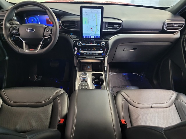 2021 Ford Explorer ST photo 6