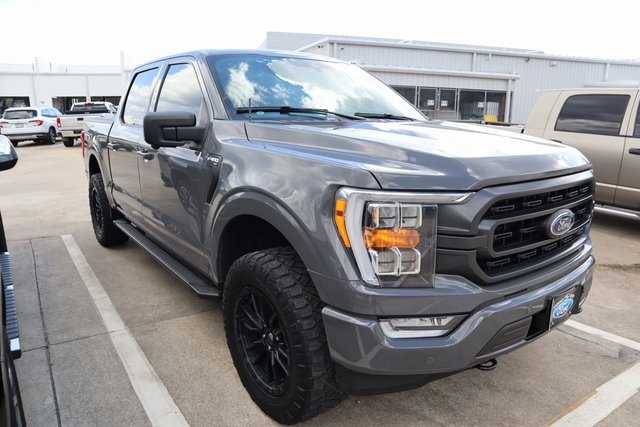2021 Ford F-150 XLT photo 3