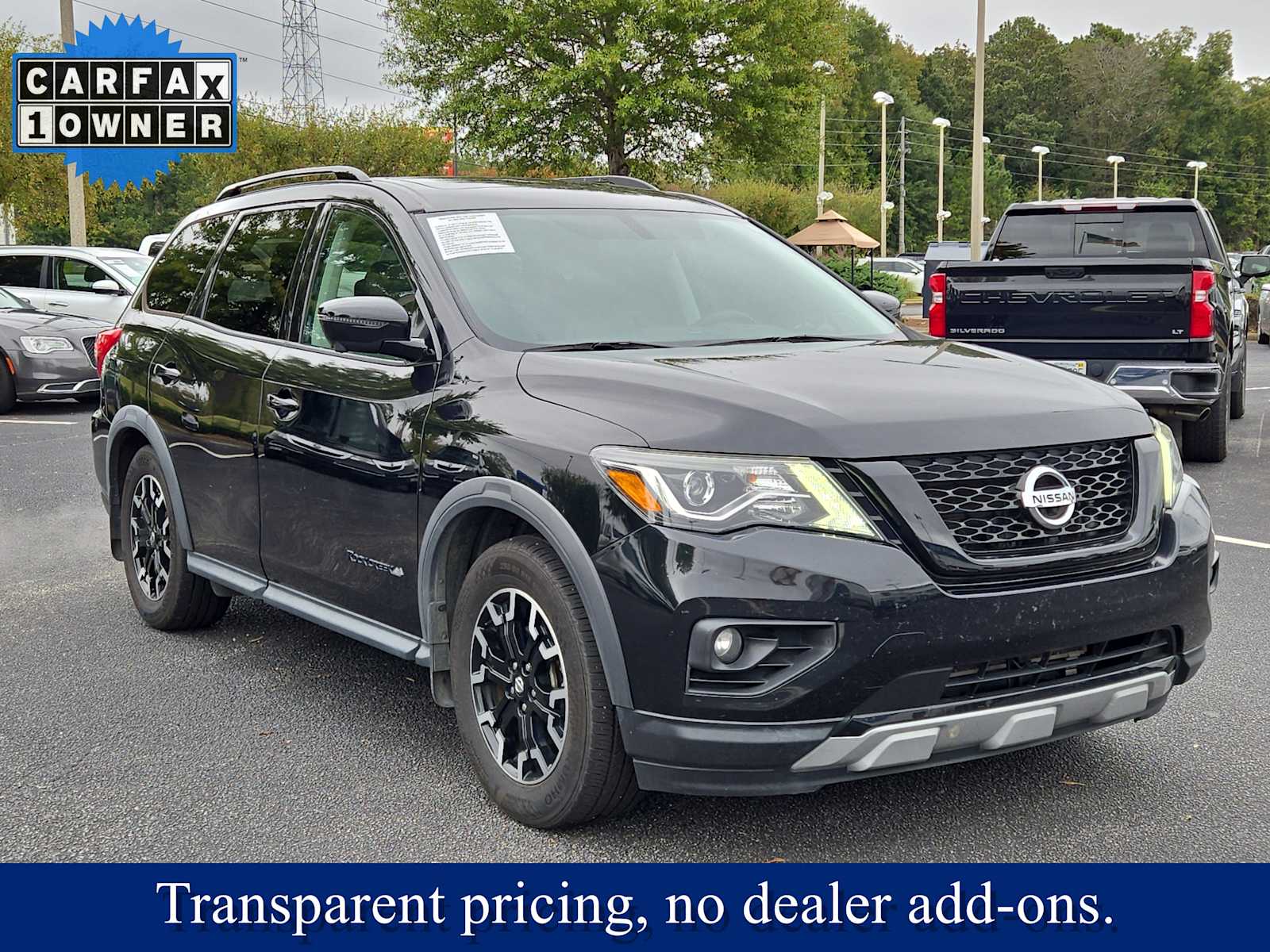 2020 Nissan Pathfinder SL