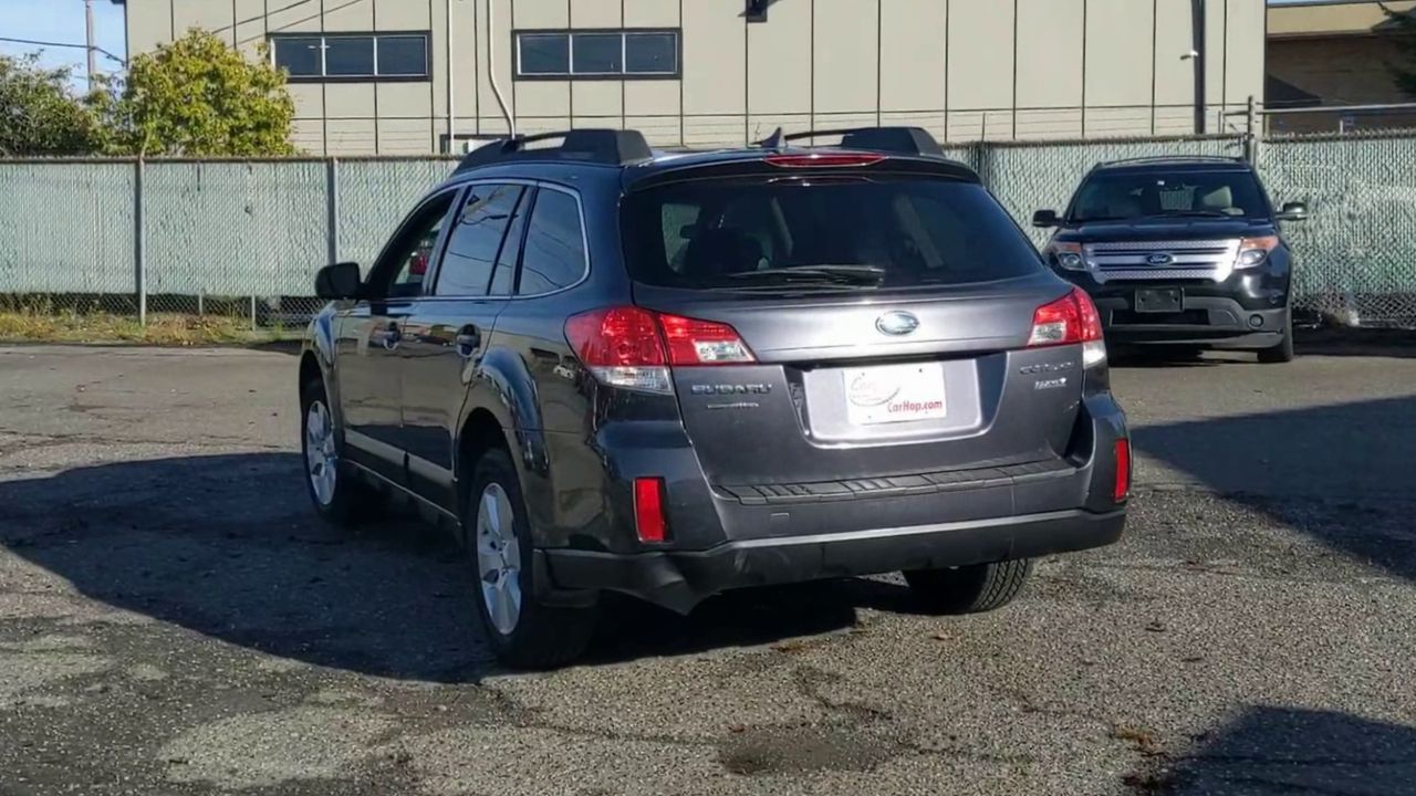 2012 Subaru Outback 2.5i photo 3