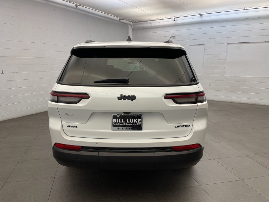 2025 Jeep Grand Cherokee Limited photo 3