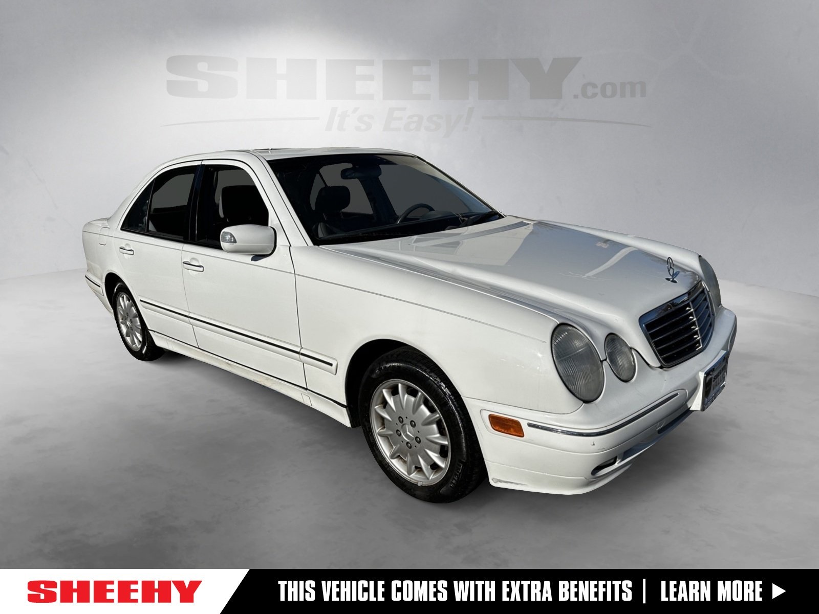 2000 Mercedes-Benz E-Class E320 Sedan's photo