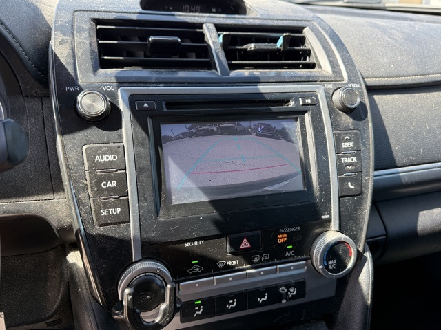 2014 Toyota Camry SE photo 20