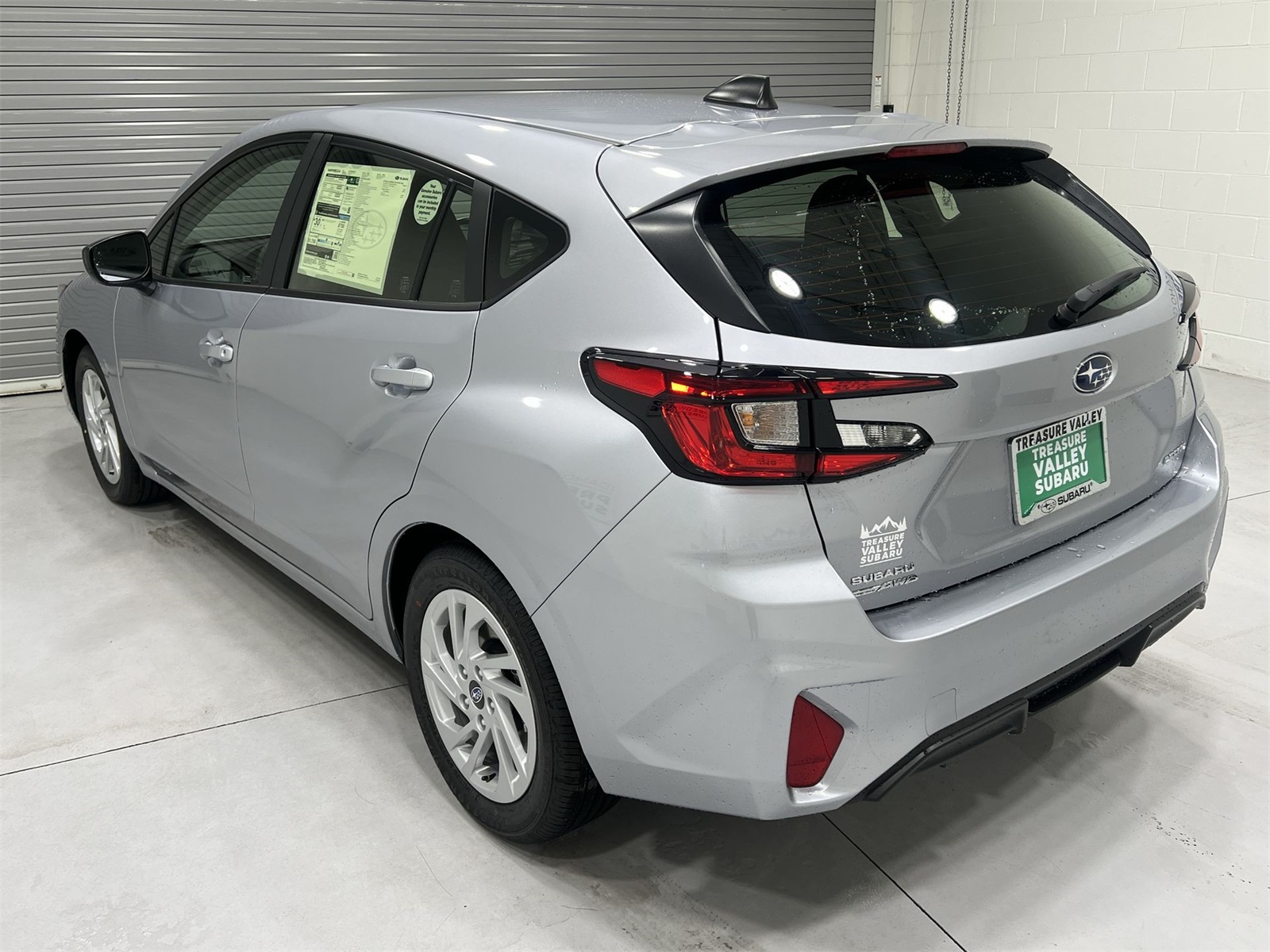 2025 Subaru Impreza Base photo 5