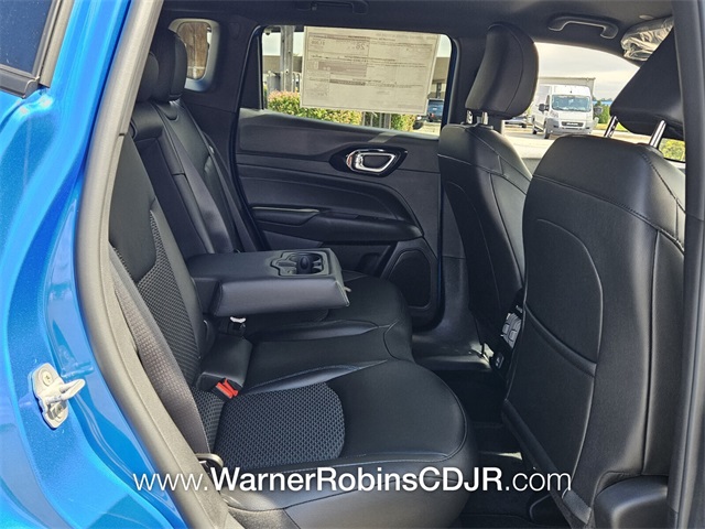 2026 Jeep Compass Latitude Altitude photo 14