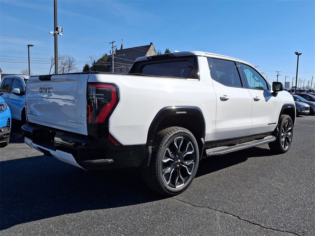 2025 Gmc Sierra EV Denali photo 3