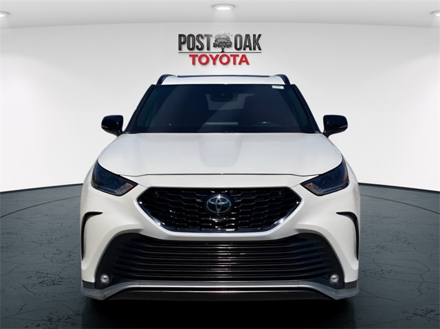 2021 Toyota Highlander XSE photo 3