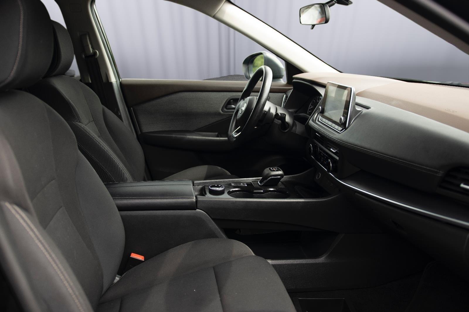 2023 Nissan Rogue S photo 15