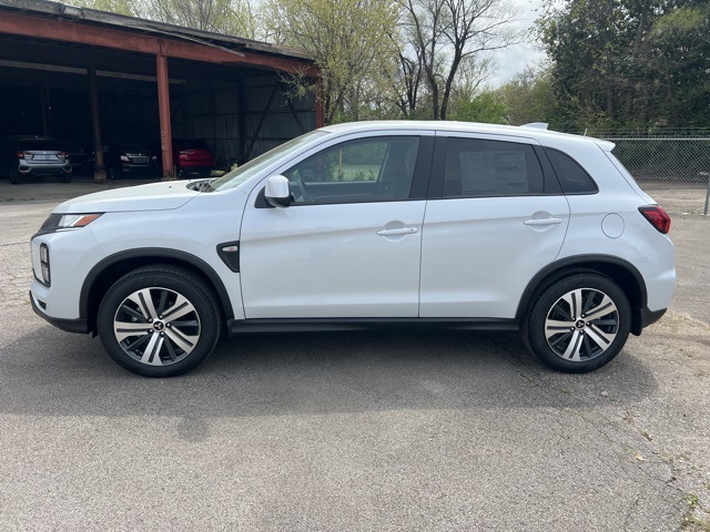 2025 Mitsubishi Outlander Sport ES photo 4