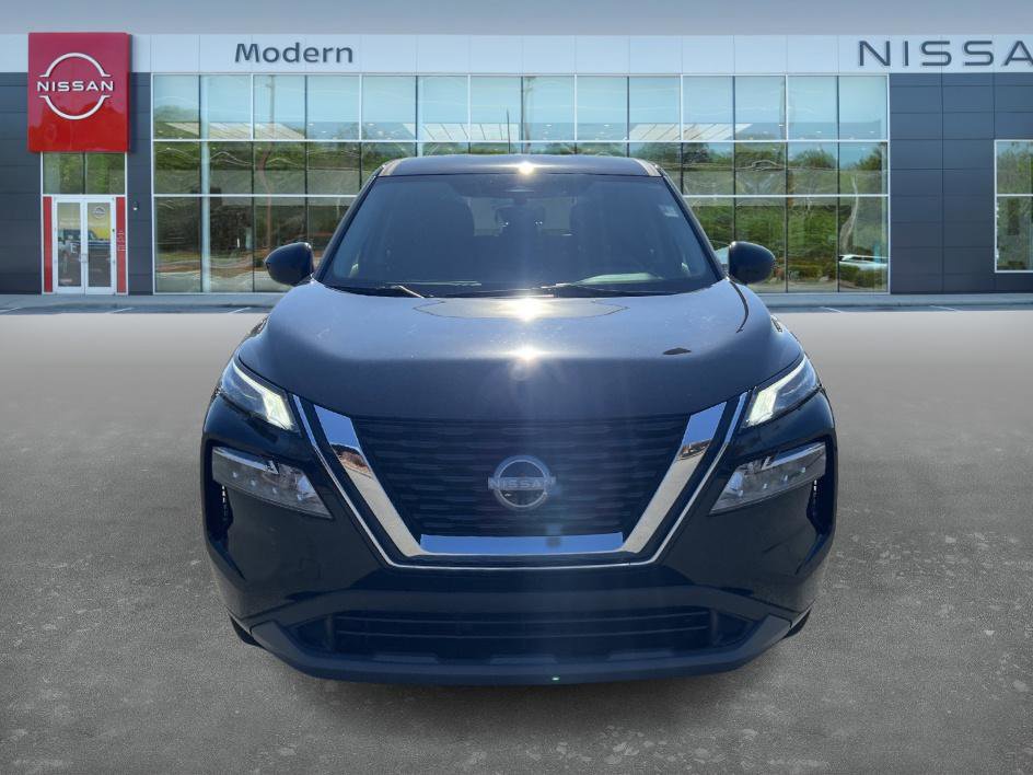 2023 Nissan Rogue SV photo 2
