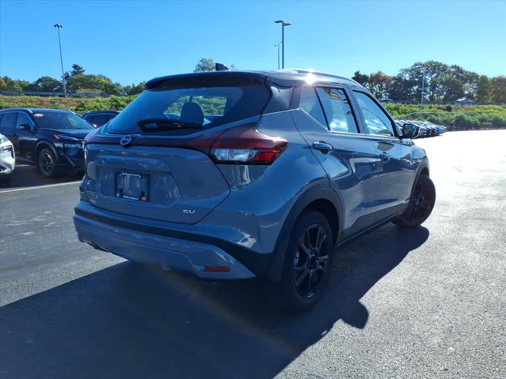 2023 Nissan Kicks SV photo 5