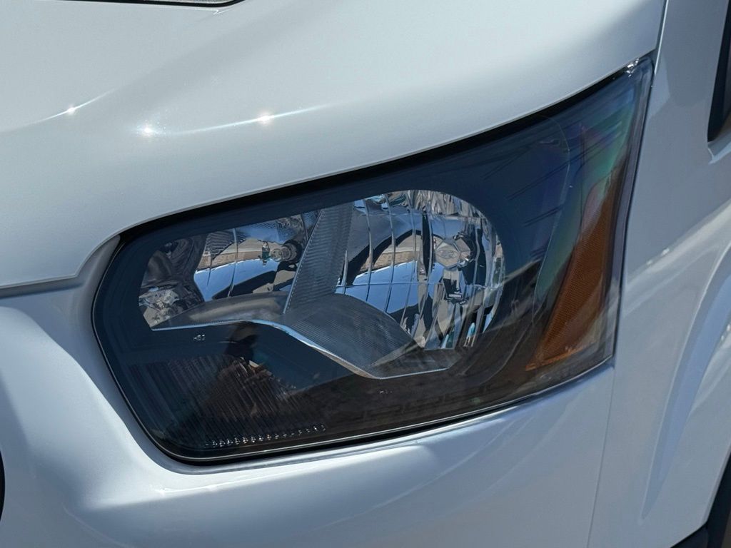 2025 Ford Transit photo 3