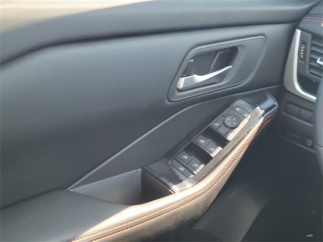 2026 Nissan Rogue SV photo 28
