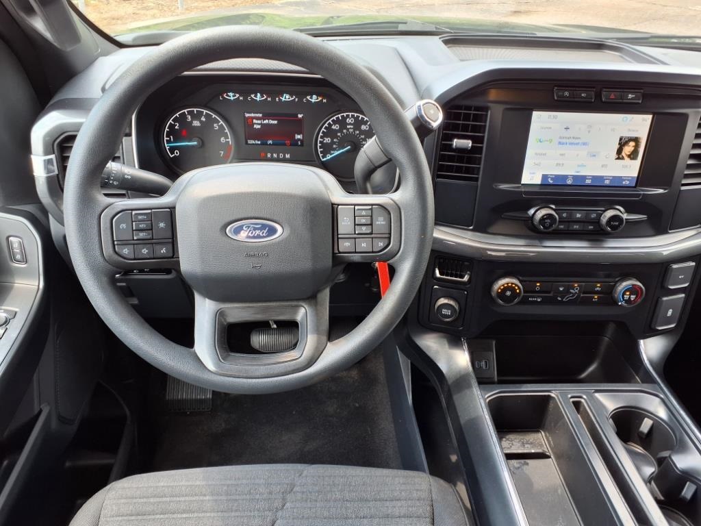 2023 Ford F-150 XL photo 4