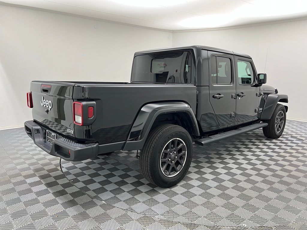 2023 Jeep Gladiator Overland photo 4