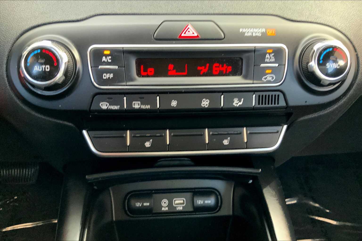 2019 Kia Sorento S V6 photo 31