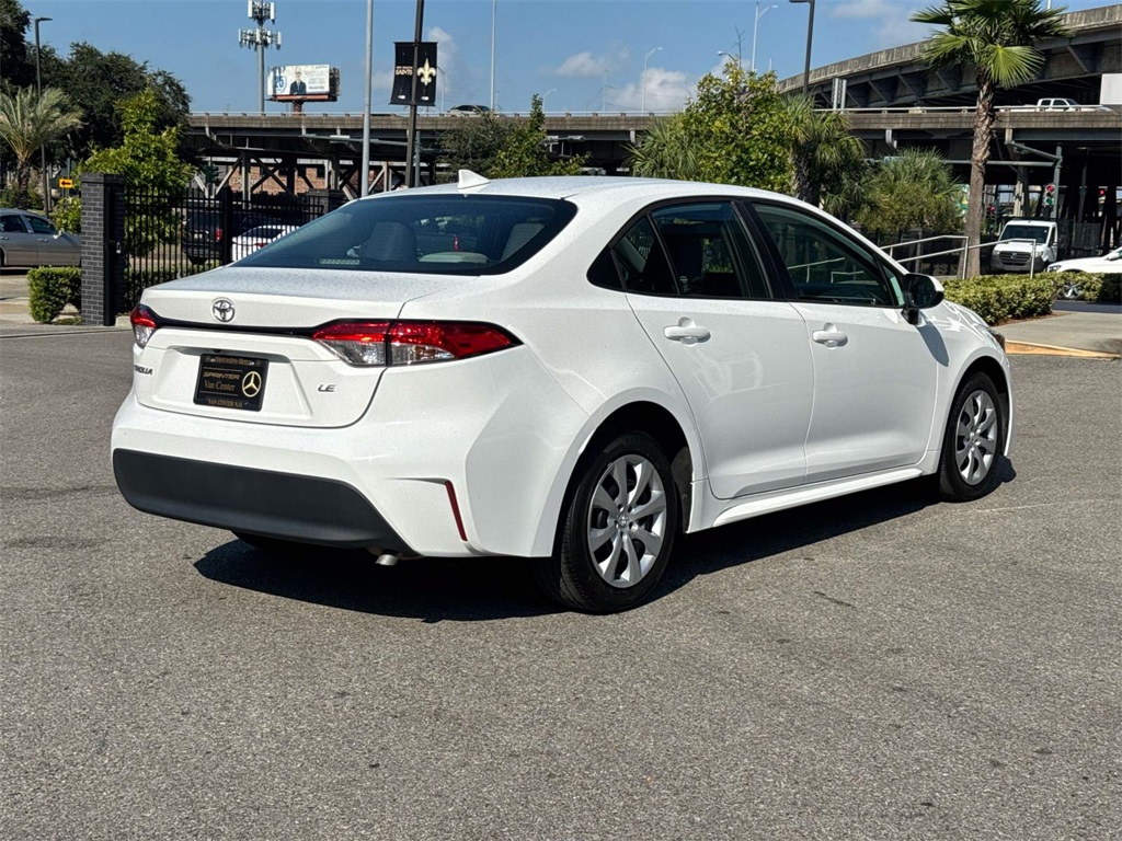 2023 Toyota Corolla LE photo 7