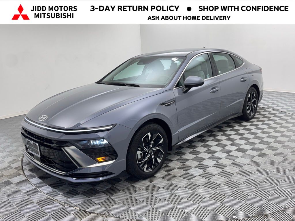 2025 Hyundai Sonata SEL's photo