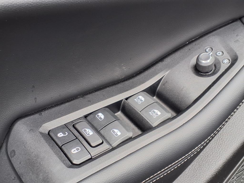 2024 Jeep Grand Cherokee Laredo X photo 5