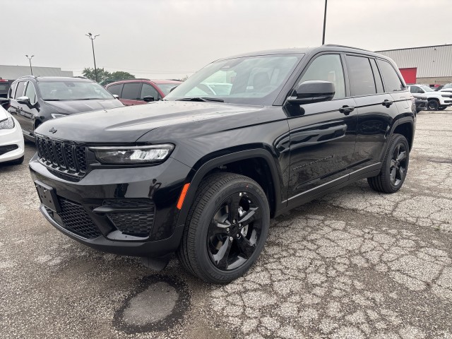 2025 Jeep Grand Cherokee Altitude