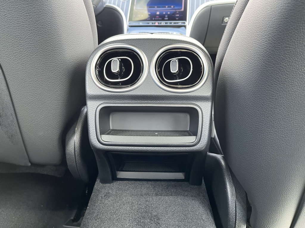 2024 Mercedes Benz C 300 photo 20