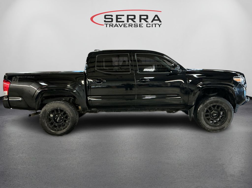 2018 Toyota Tacoma SR photo 4