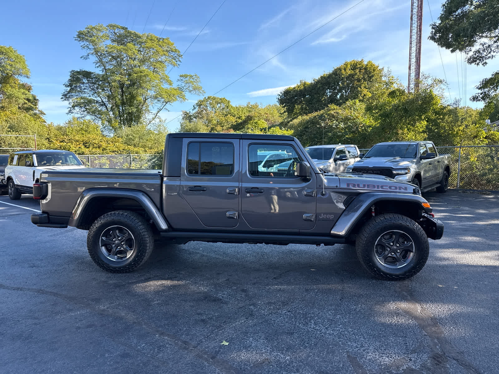 2021 Jeep Gladiator Rubicon photo 2