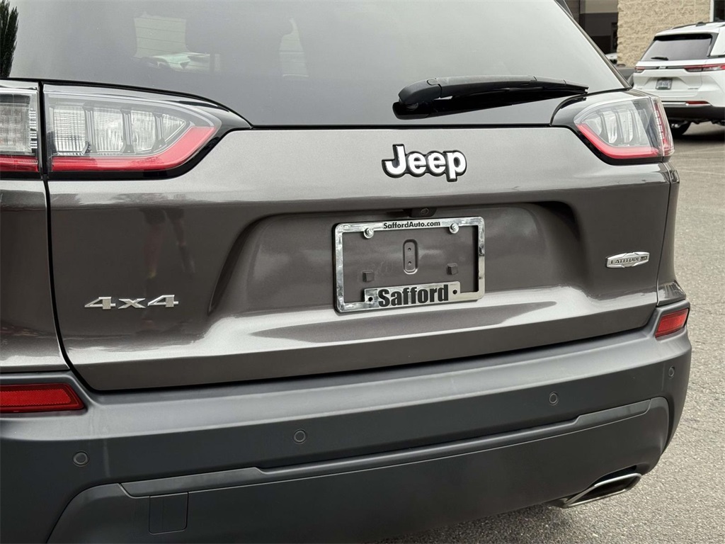 2021 Jeep Cherokee Latitude Lux photo 10