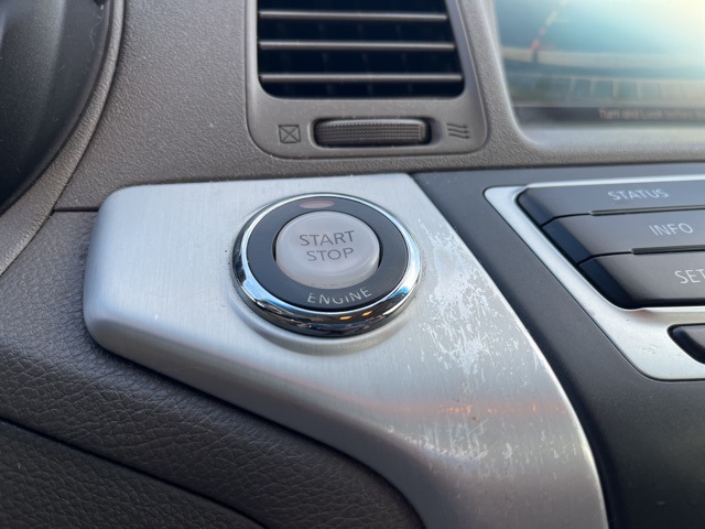 2009 Nissan Murano SL photo 25
