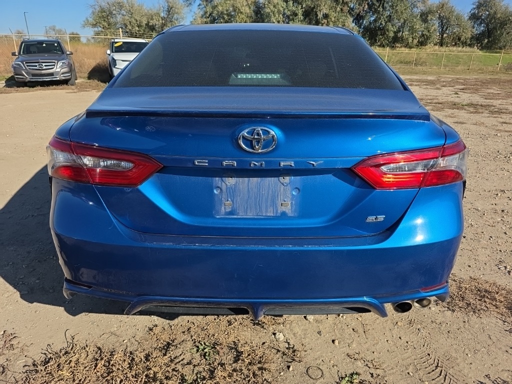 2018 Toyota Camry L photo 4