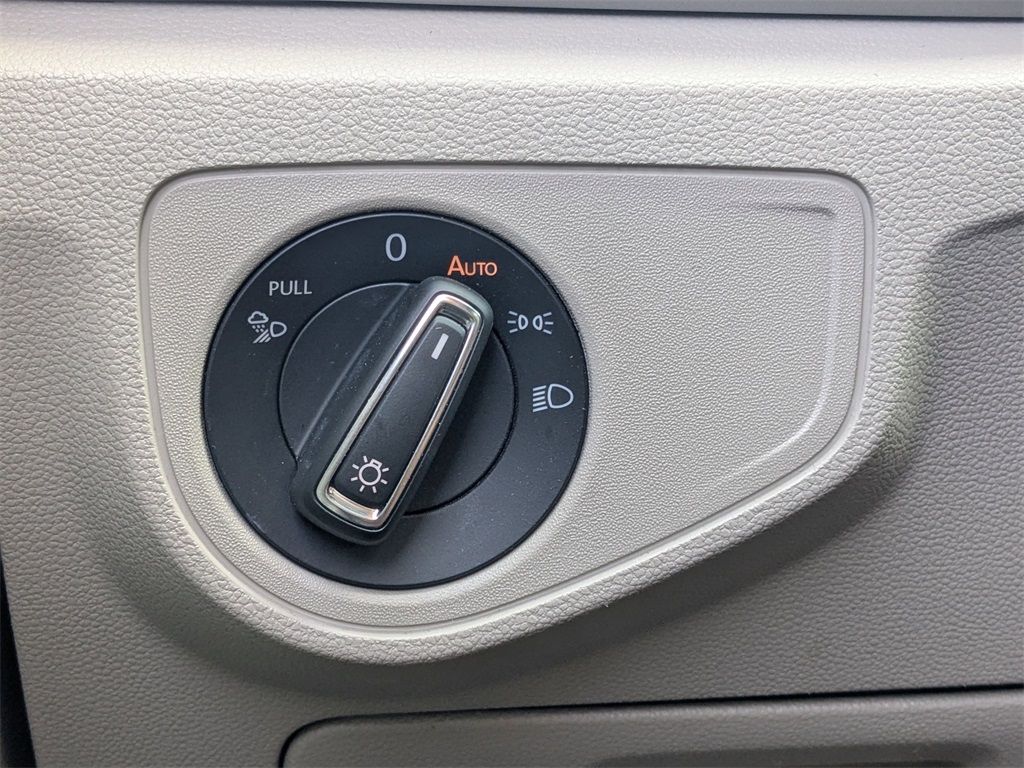 2021 Volkswagen Atlas V6 SE Technology photo 22
