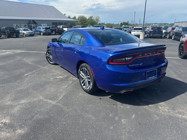 2019 Dodge Charger SXT photo 3