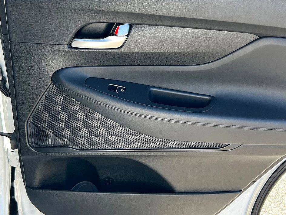 2022 Hyundai Santa Fe SEL photo 21