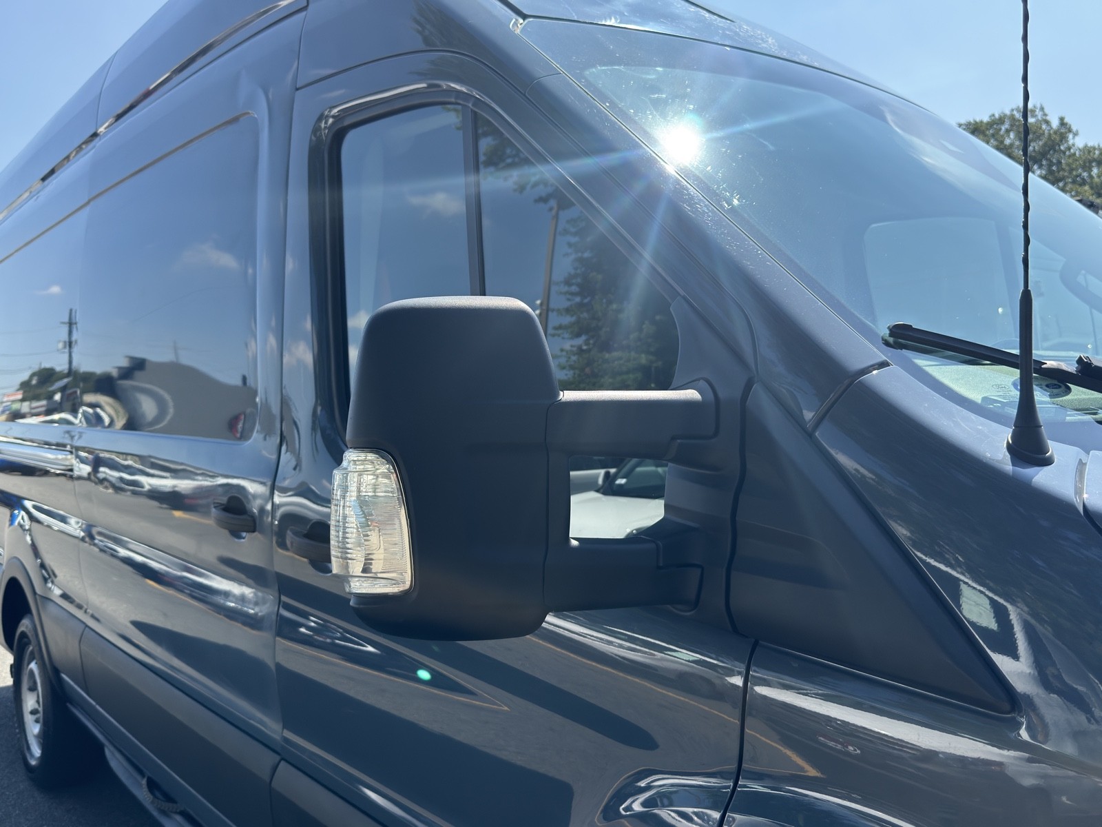 2022 Ford Transit photo 39