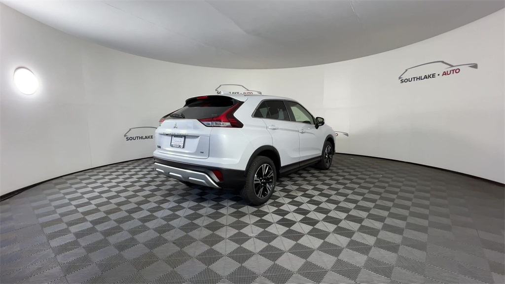 2025 Mitsubishi Eclipse Cross SE photo 7