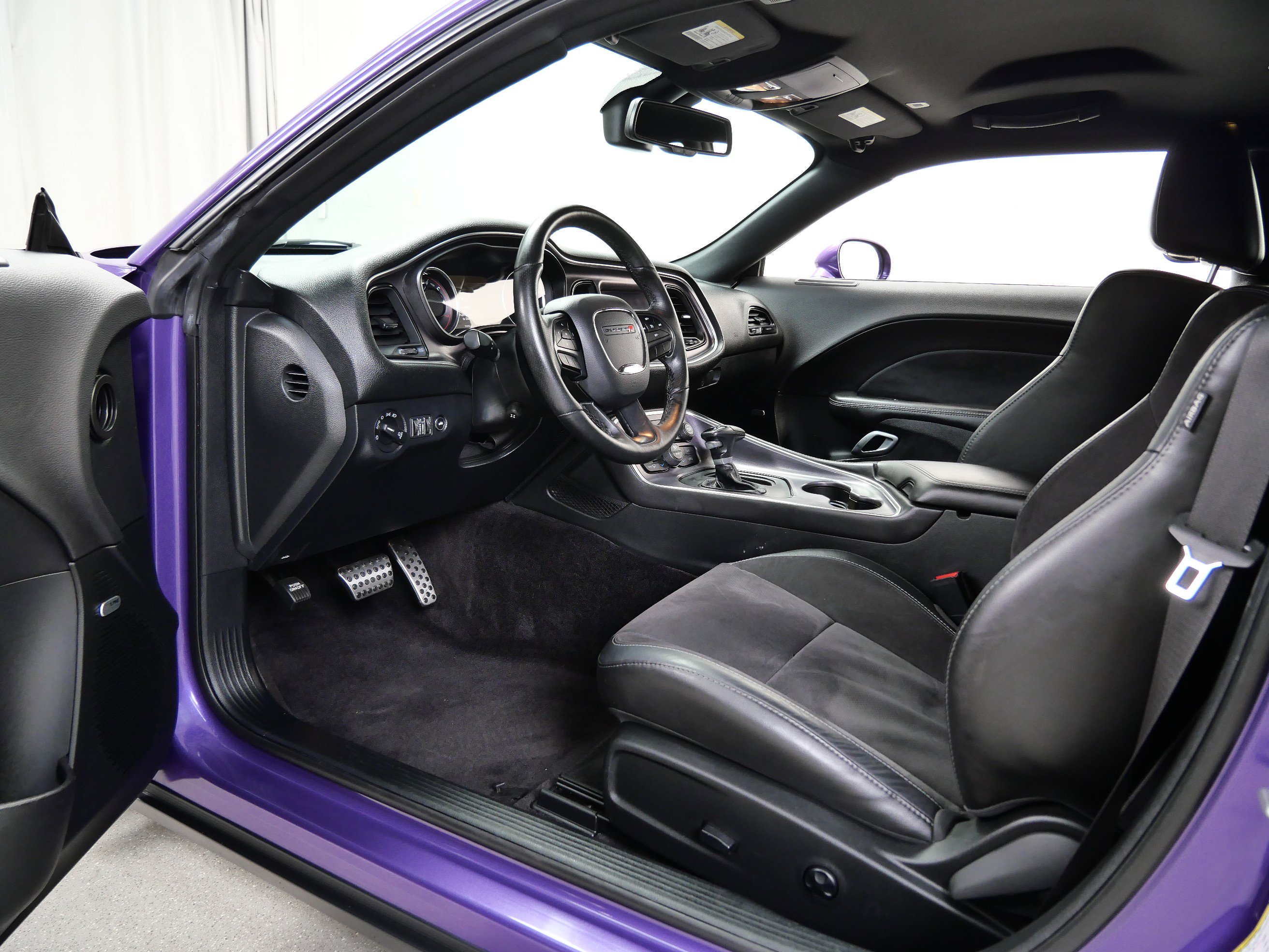 2018 Dodge Challenger 392 Scat Pack Shaker photo 12