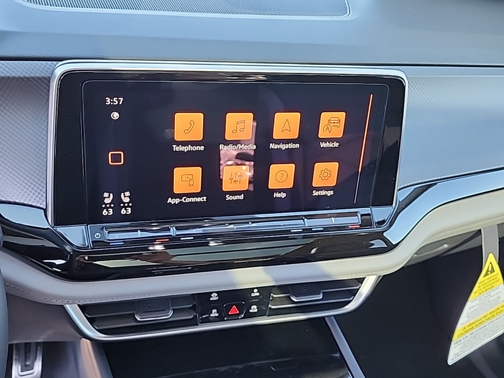 2025 Volkswagen Atlas Peak Edition SE photo 21