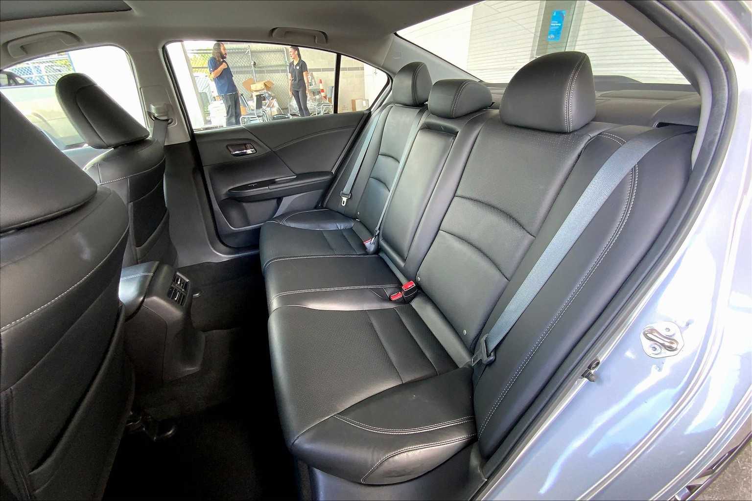 2016 Honda Accord EX-L photo 19